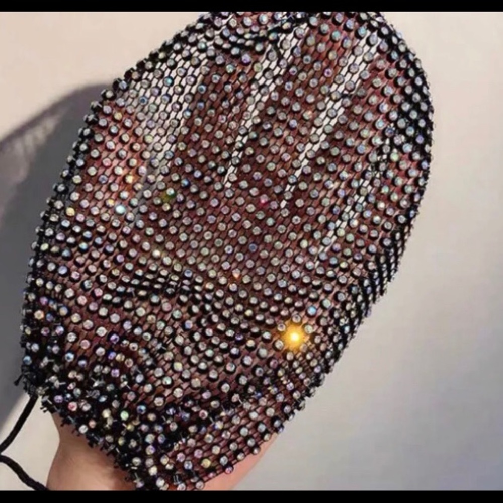 Mask - Picture 2 of 2